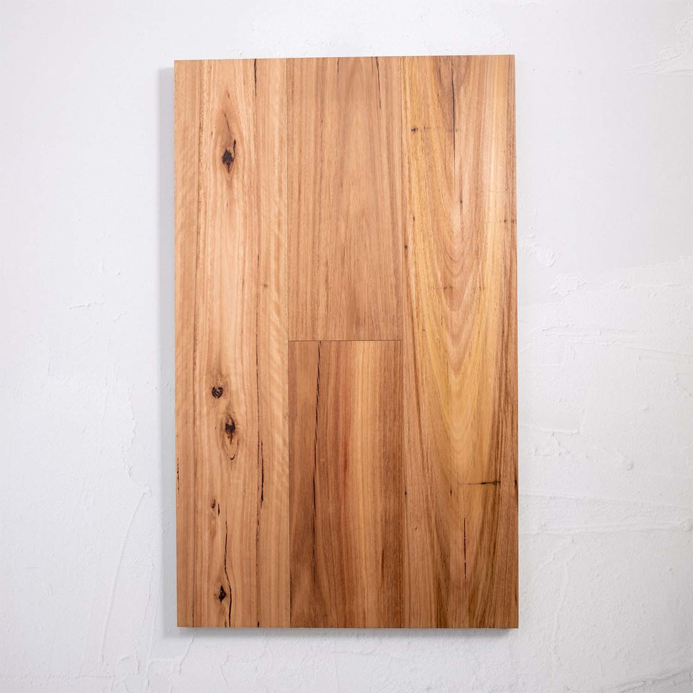 Side view of Blackbutt Rustic Australian Hardwood 14.3mm in Blackbutt Rustic colour dark shade timber flooring sample