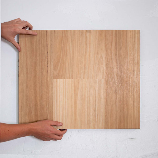 Close-up of Natural Blackbutt SPC Hybrid Floorboards 7.5+2mm in Natural Blackbutt colour dark shade hybrid flooring sample