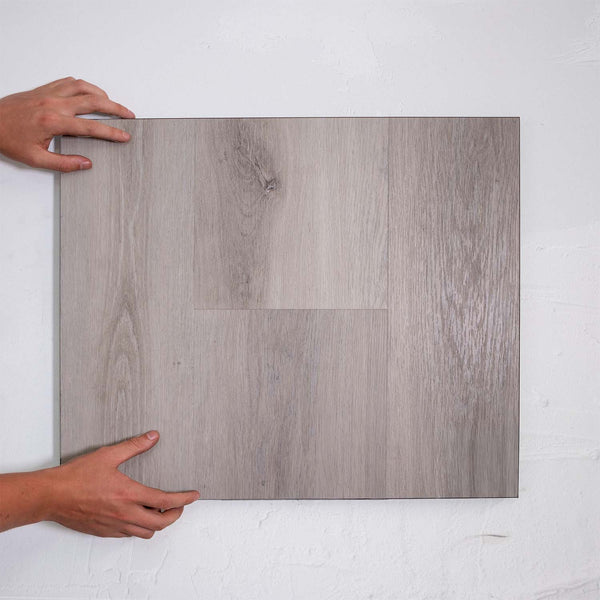 Top-down view of Snow Grey SPC Hybrid Floorboards 7.5+2mm in Snow Grey colour light tone hybrid flooring sample