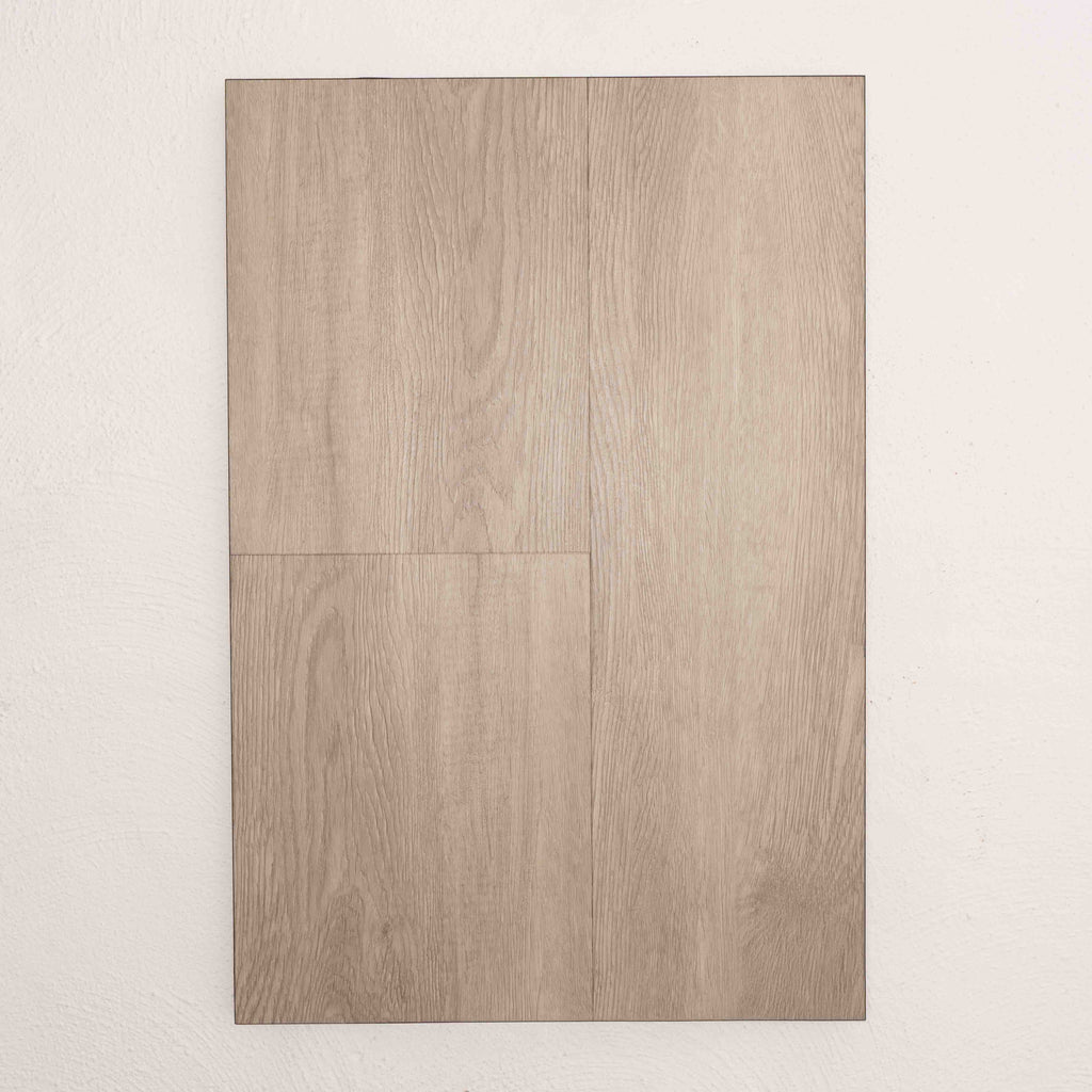 Detailed view of Ashen Oak Vision Vinyl 5mm in Ashen Oak colour neutral tone vinyl flooring plank sample