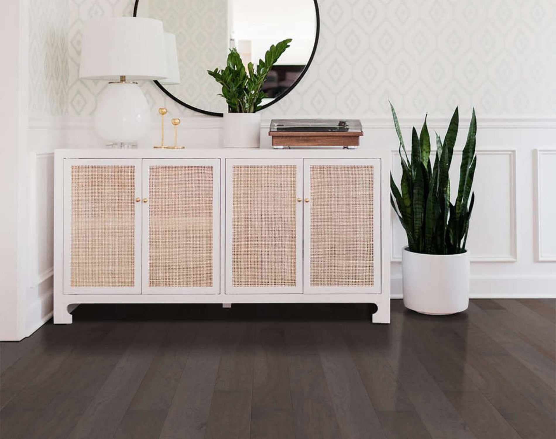 Top-down view of Charcoal SPC Hybrid Floorboards 5+1.5mm in Charcoal colour dark shade hybrid flooring sample