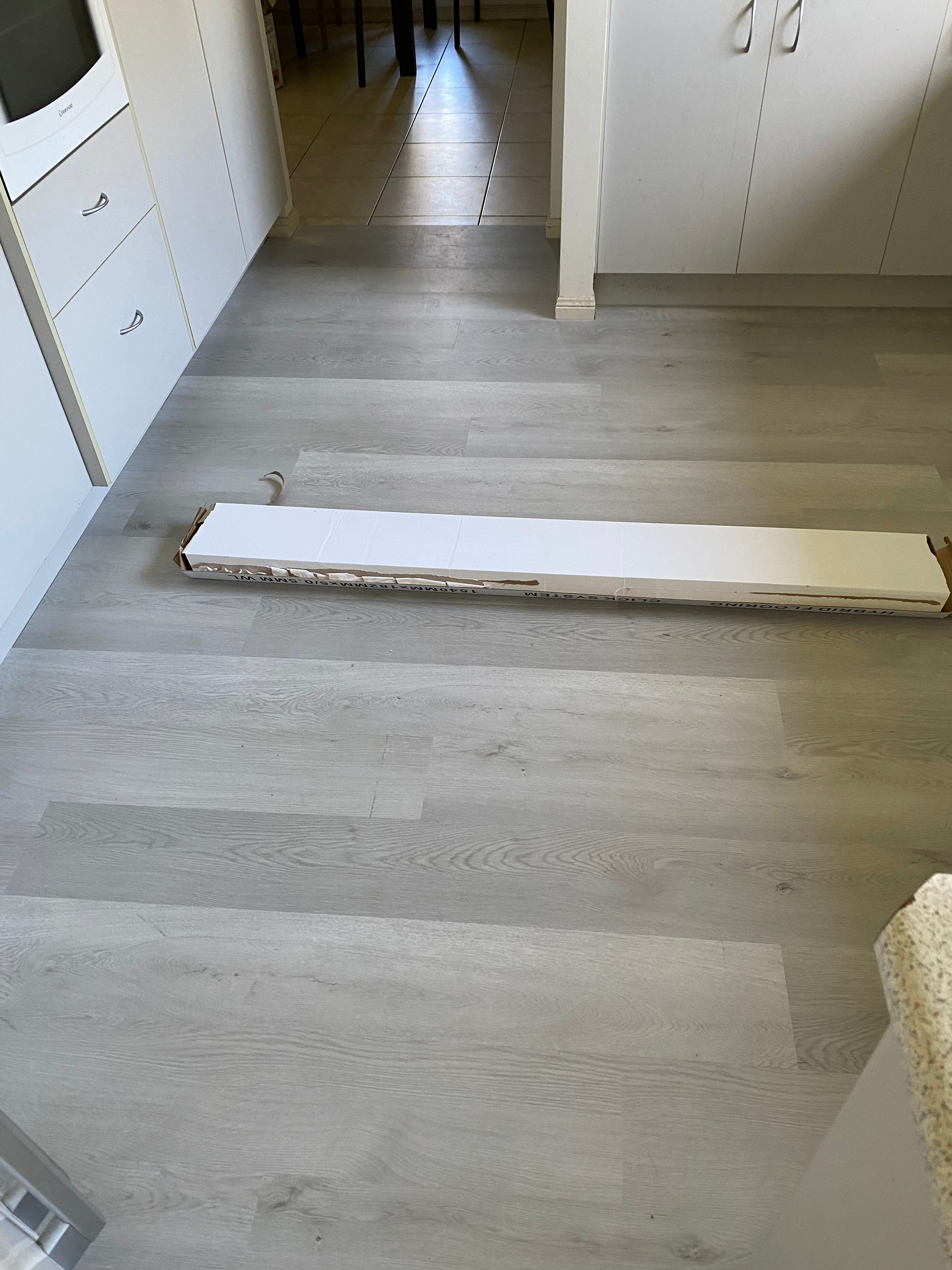 Light Grey SPC Hybrid Floorboards 5+1.5mm