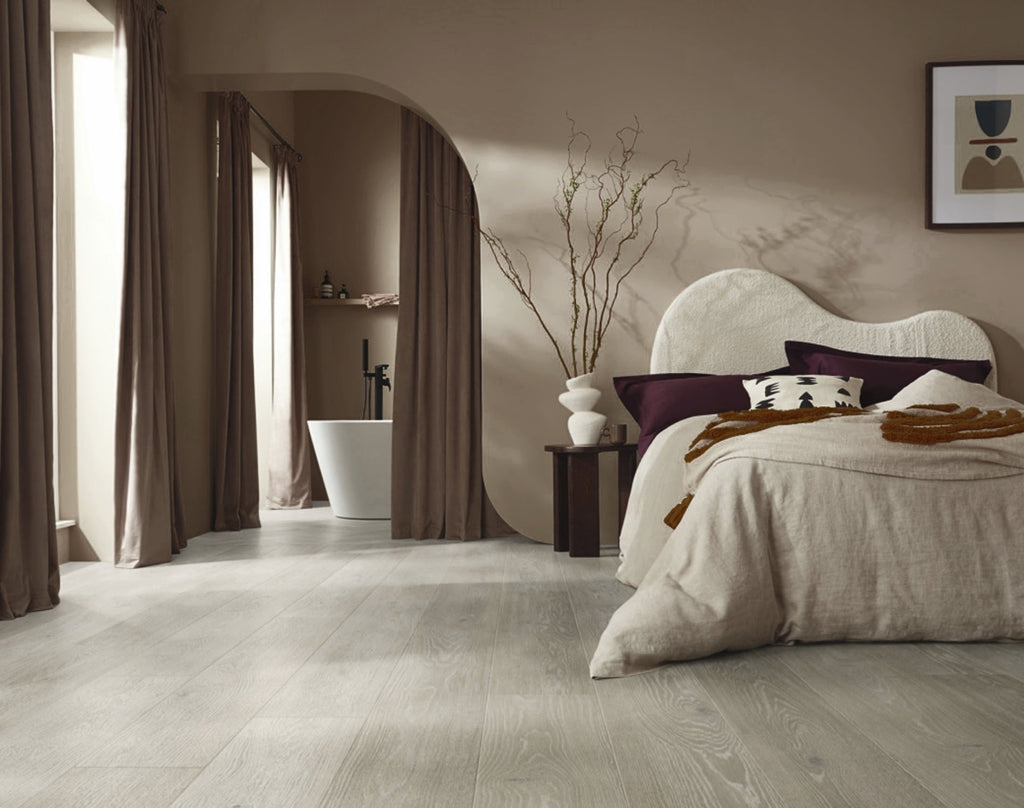 Front view of Light Grey SPC Hybrid Floorboards 5+1.5mm in Light Grey colour light tone hybrid flooring sample