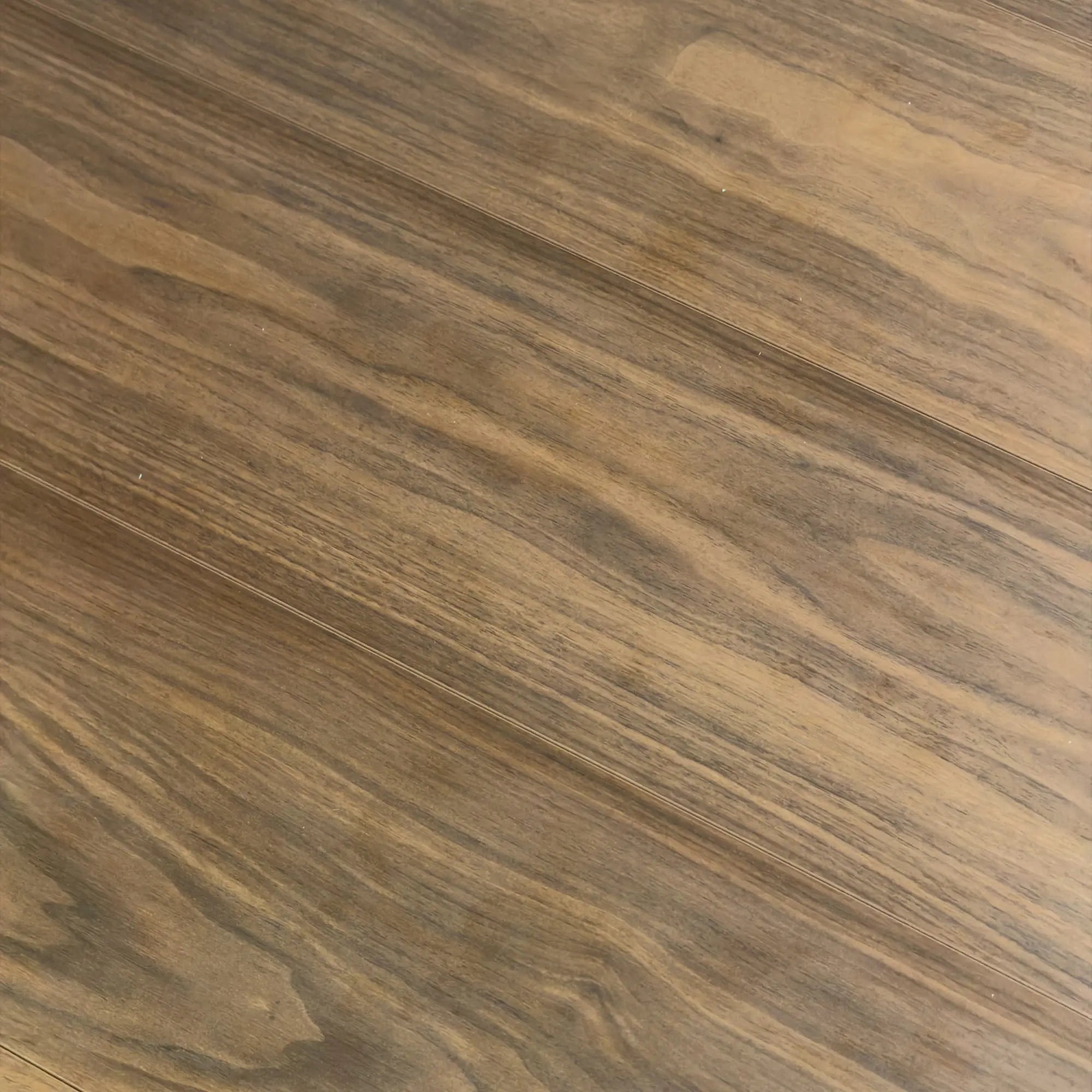 smp::walnut-urban-laminate-floors-12mm