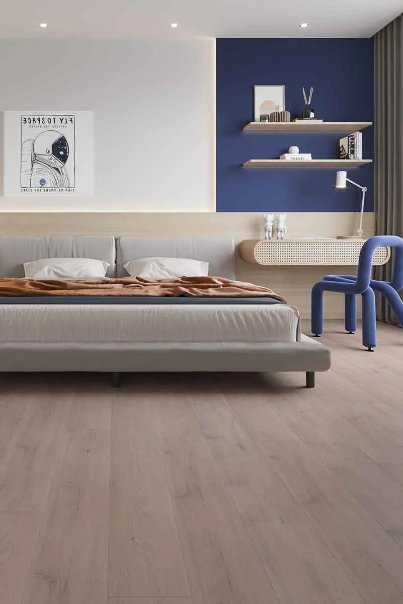 Detailed view of Ivory Beige SPC Hybrid Floorboards 5+1.5mm in Ivory Beige colour warm tone hybrid flooring sample